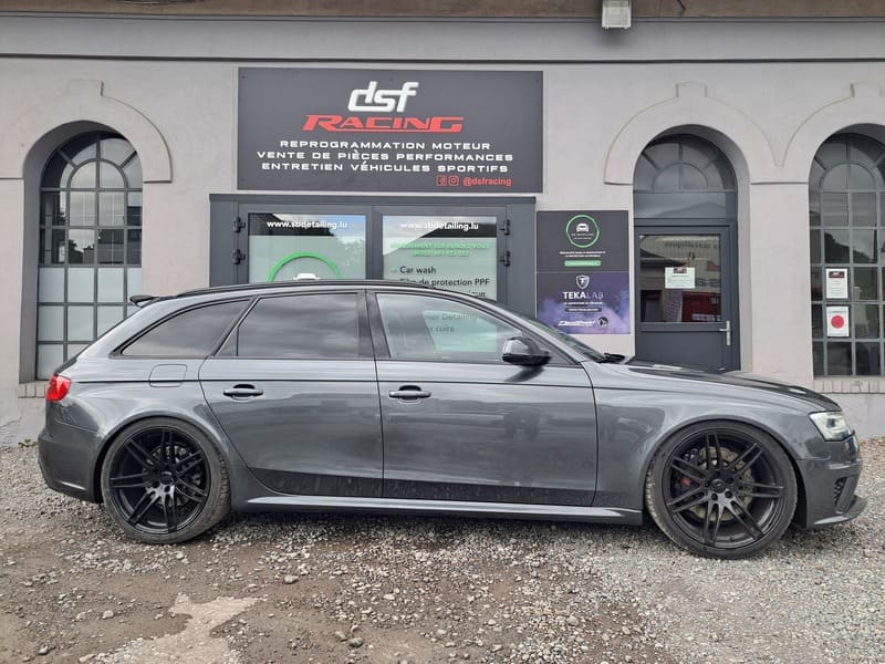 Audi RS4 - DSF Racing