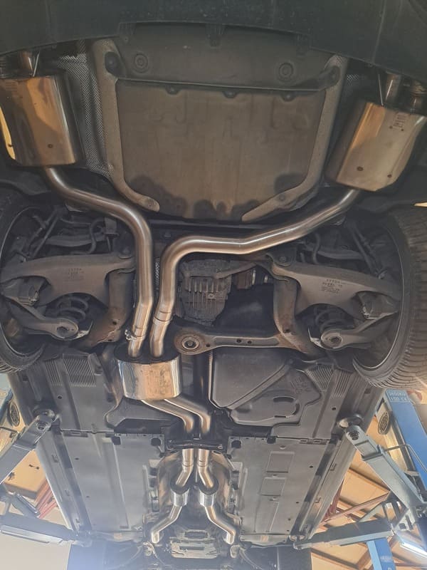 Audi RS4 - DSF Racing